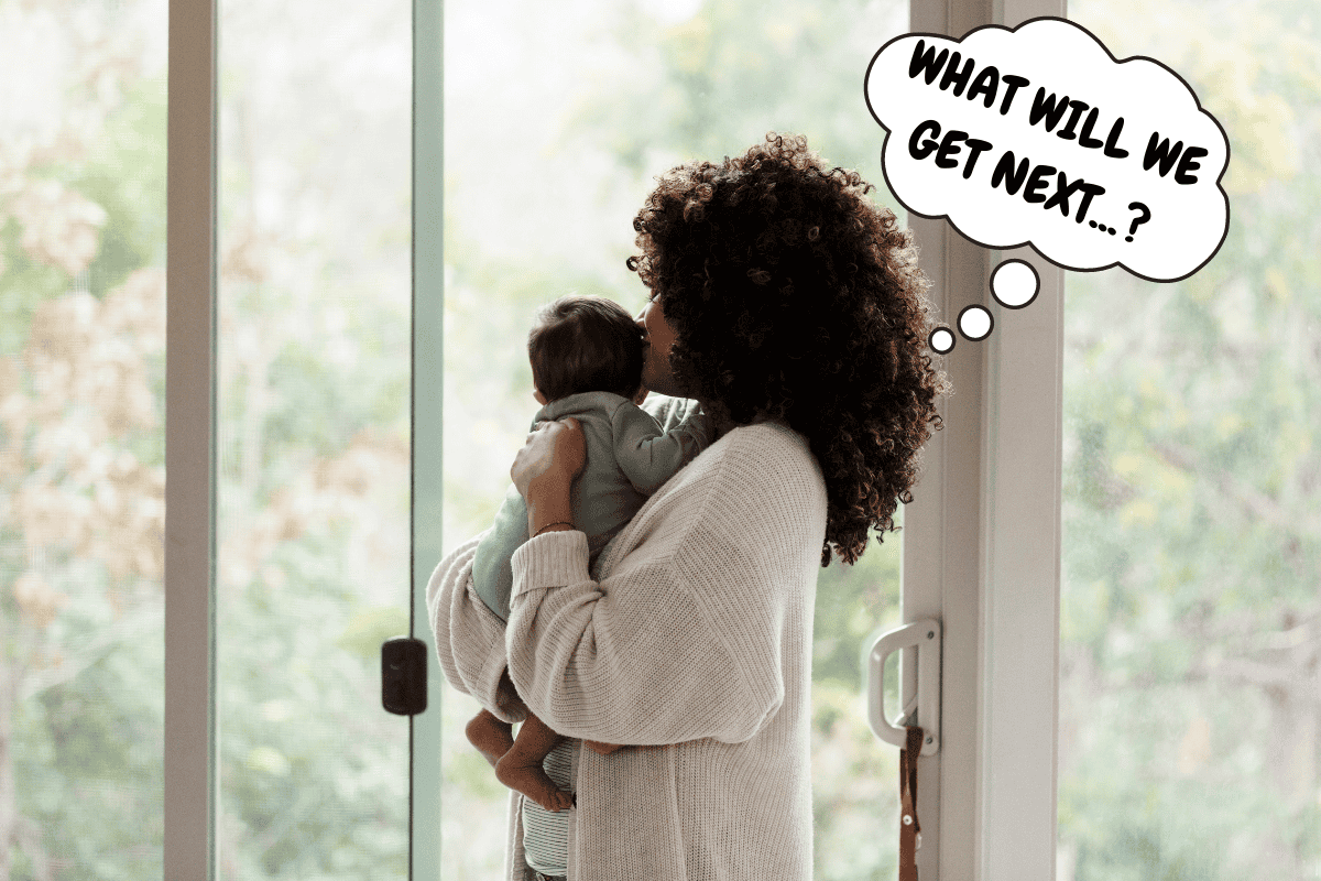 PRODUCT OF THE MONTH SUBSCRIPTION for NEW MOM and BABY - Will be shipped every month for one year - The Little Big Store