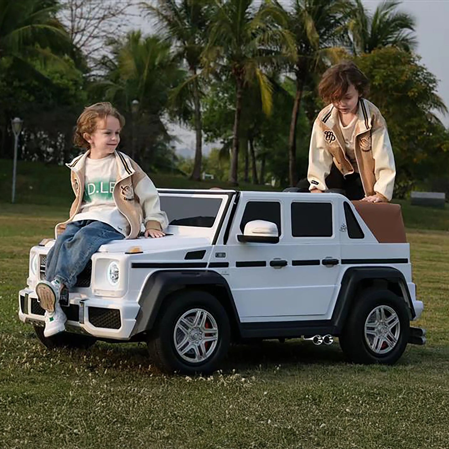 ✨ Licensed 24V Mercedes-Maybach G650 Kids Ride-On Car – Luxury 2-Seater with Brushless Motor, Remote Control & LED Lights | Ages 3–8 👑⚡