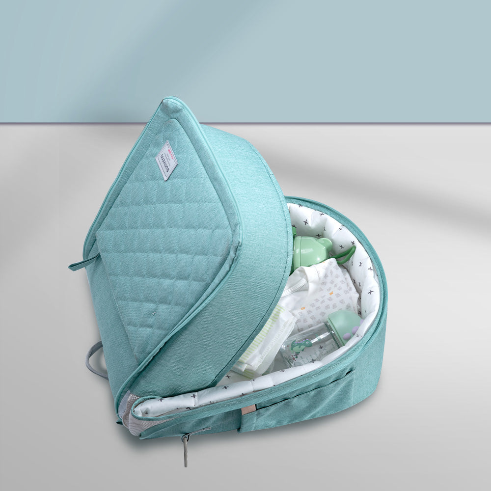 🧳 BabyEase™ Portable Folding Changing Bag 🍼 – All-in-One Travel Diaper Station for On-the-Go Parents