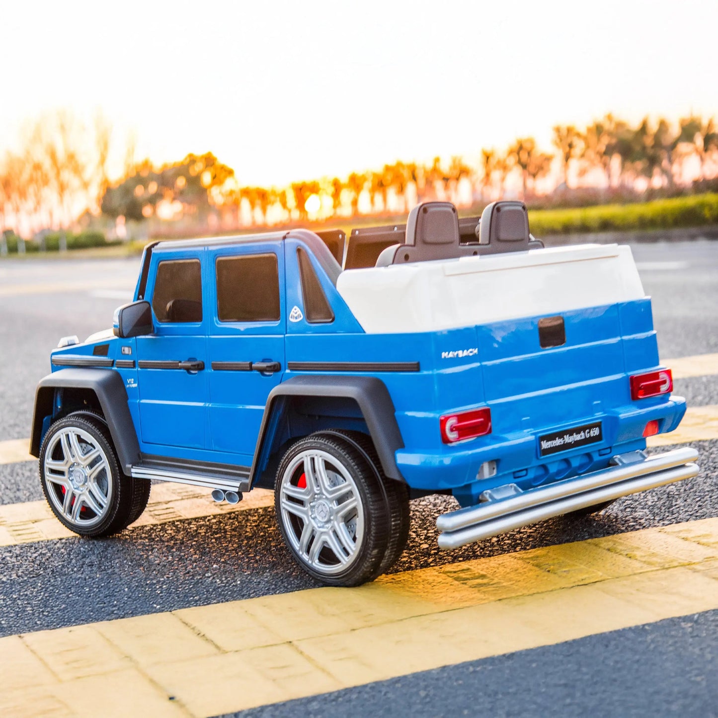 π 12V Mercedes Maybach G650 Landaulet Kids Ride-On β 1 Seater Luxury SUV | Remote Control, LED Lights, MP3, for Ages 3β6 ππΆ
