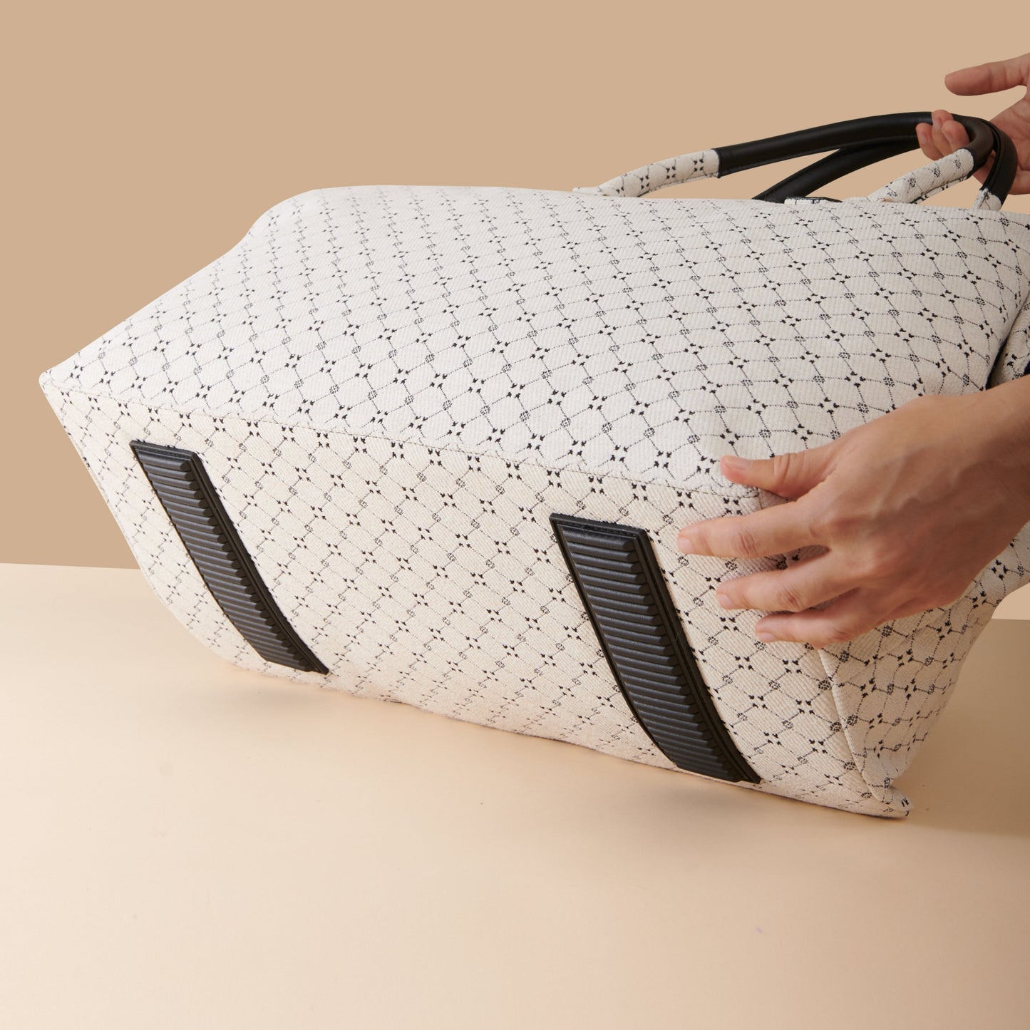 ๐ MommyVoyage Weekender Travel Duffle Bag ๐ โ Stylish & Spacious Carry-All for Moms On-The-Go