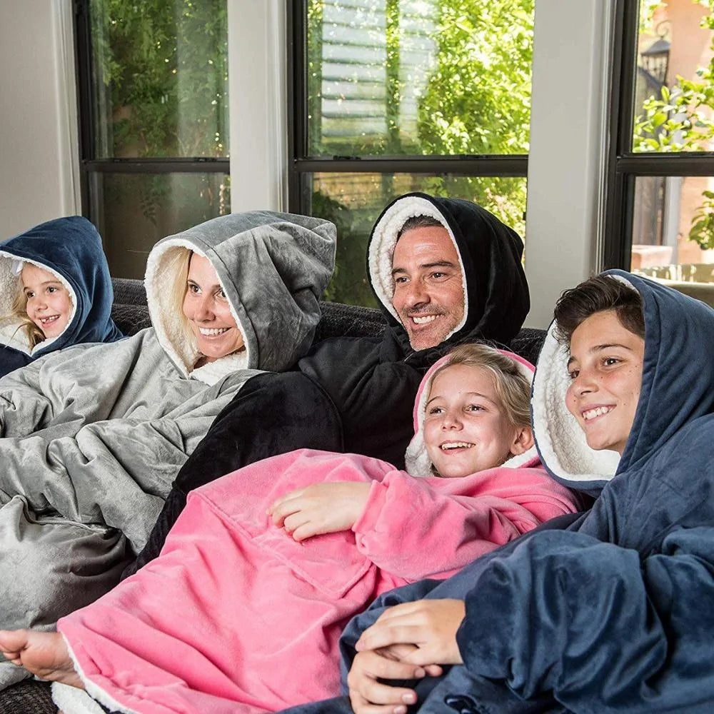 Winter Sherpa Blanket With Sleeves - The Little Big Store