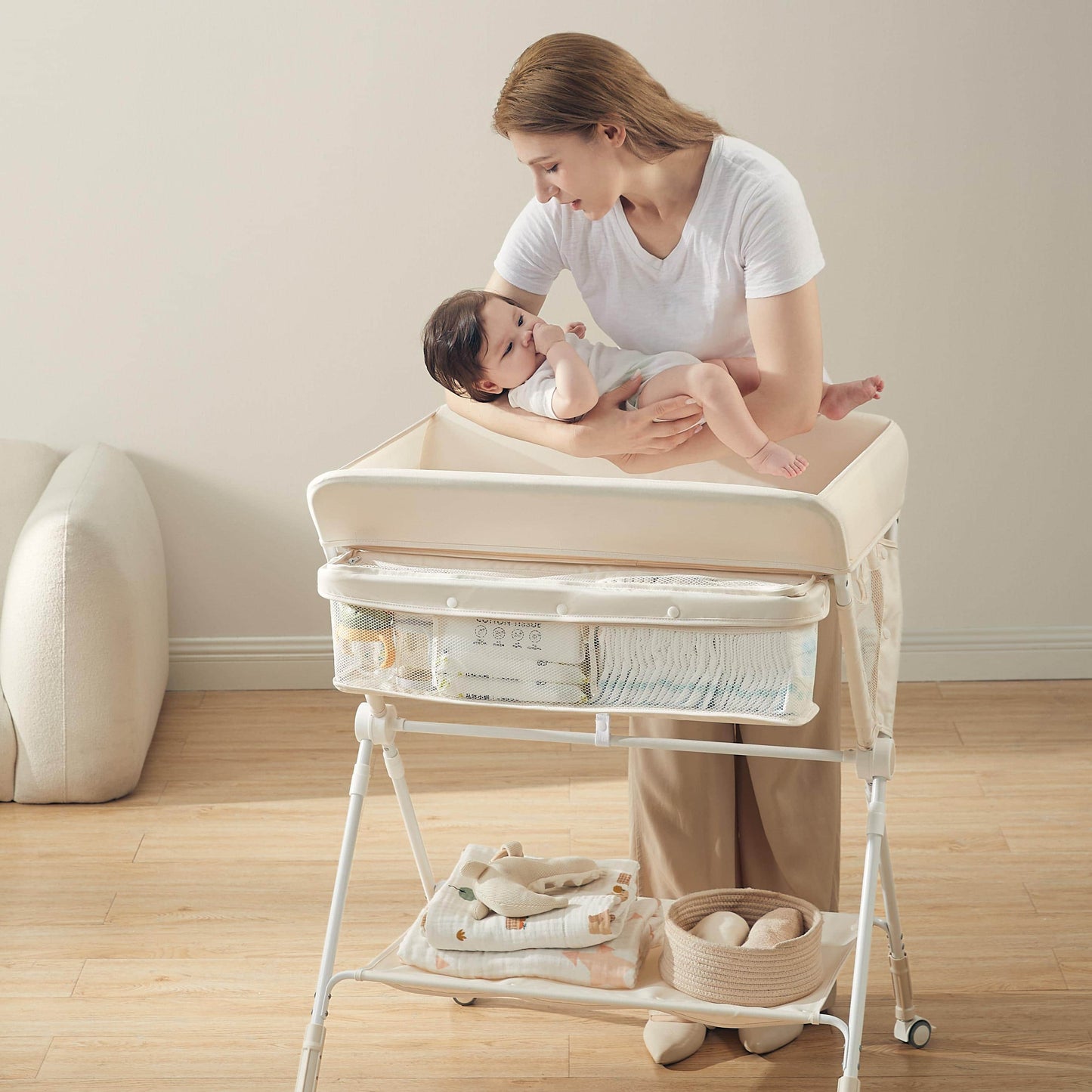 KUB Foldable Changing Table
