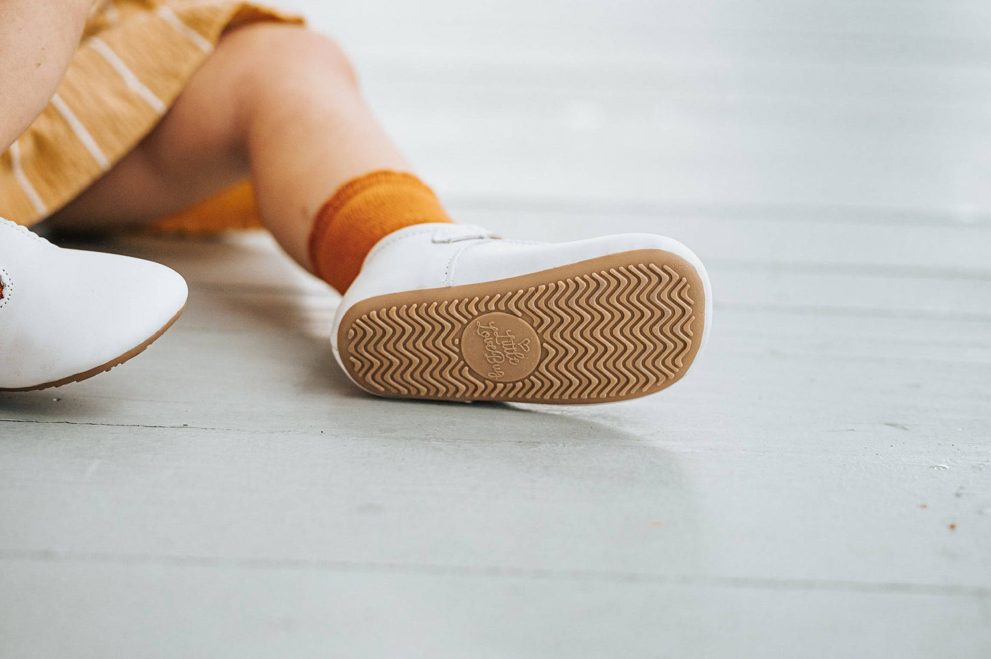 The T Bar {Premium Leather} - The Little Big Store