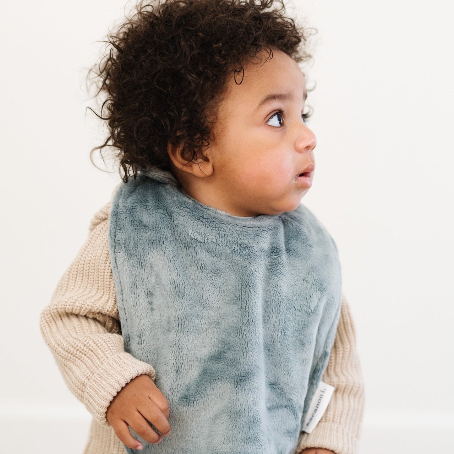 SnuggleSoft™ Minky Baby Bibs 3-Pack – Ultra-Soft, Absorbent & Stylish!