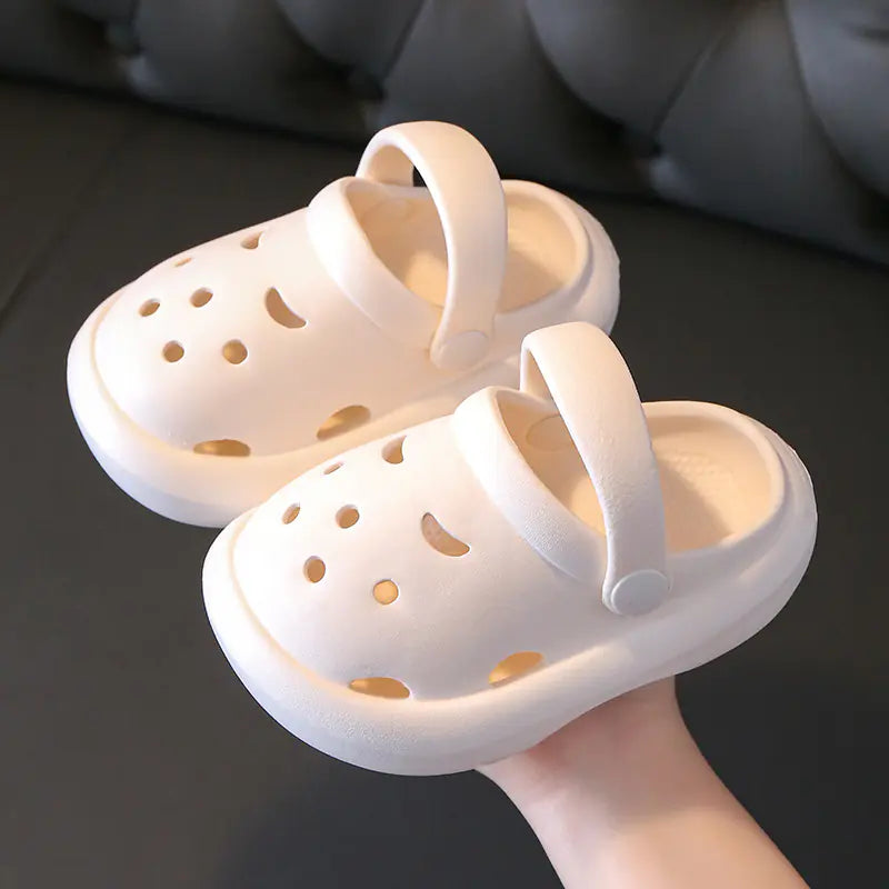 DinoStomp– Thick-Bottom Cartoon Slippers for Kids’ Cozy Adventures