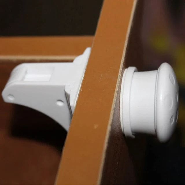 Baby Magnetic Cabinet Locks: Smart and Safe Storage Solutions for Your Little Explorer! - The Little Big Store