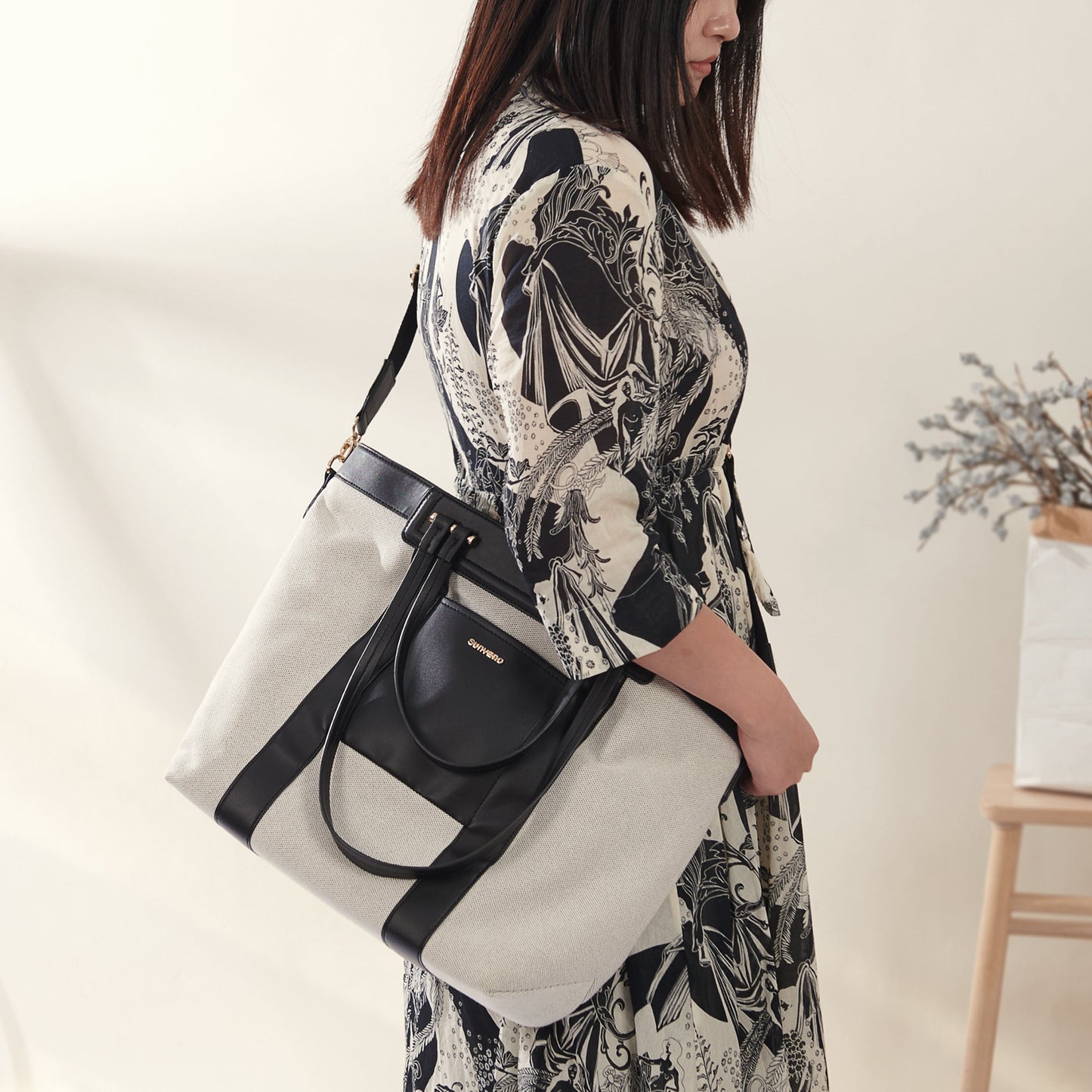 Mom Mode Everyday Tote Bag Stylish, Spacious & Practical for Busy Moms