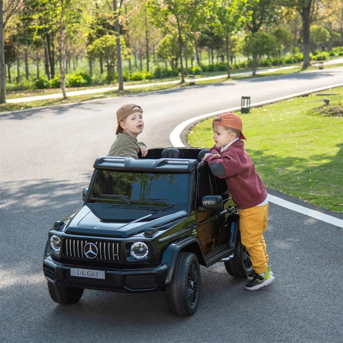 🚙 LuxuryCruise™ 24V Mercedes Benz G63 AMG 4x4 – 2-Seater G Wagon Ride-On