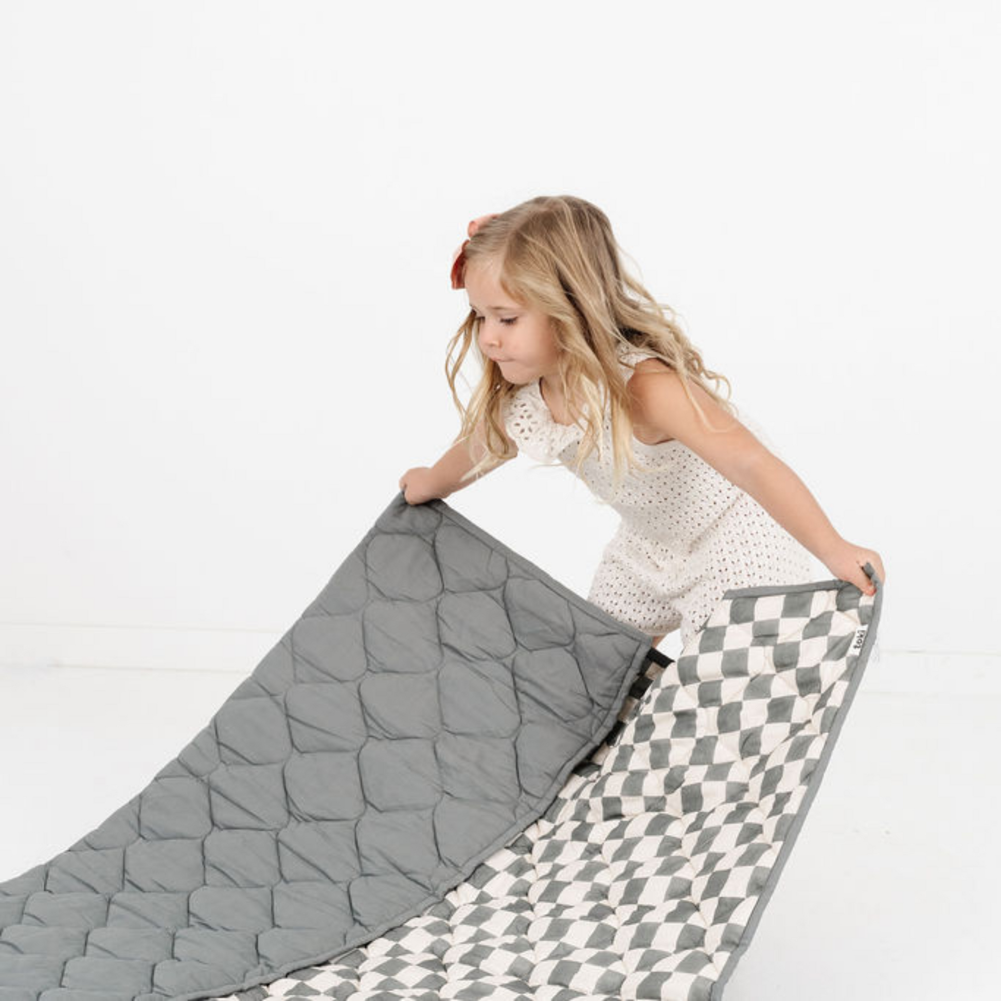 Checker Pepper Picnic Blanket - The Little Big Store