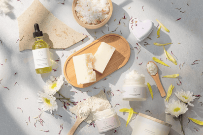 One year - SUBSCRIPTION BOXES for TEENS - Will be shipped every 3 months - The Little Big Store