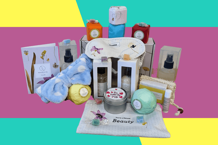 One year - SUBSCRIPTION BOXES for TEENS - Will be shipped every 3 months - The Little Big Store