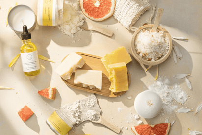 One year - SUBSCRIPTION BOXES for TEENS - Will be shipped every 3 months - The Little Big Store