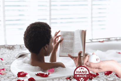 PRODUCT OF THE MONTH SUBSCRIPTION for NEW MOM and BABY - Will be shipped every month for one year - The Little Big Store