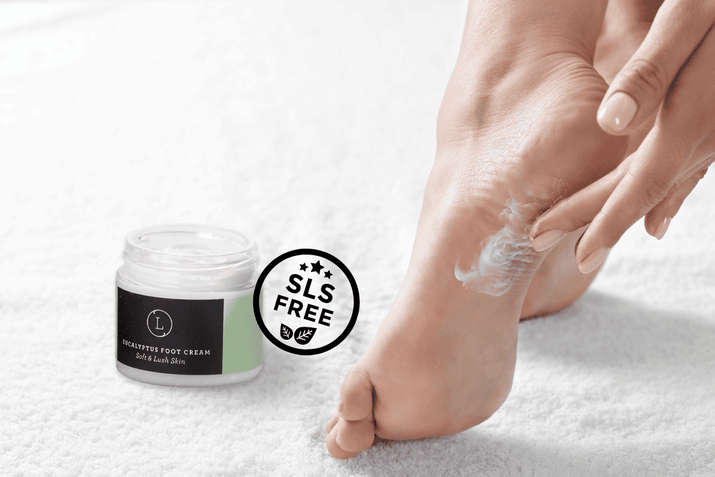 PRODUCT OF THE MONTH SUBSCRIPTION for WOMEN - Will be shipped every month for one year - The Little Big Store