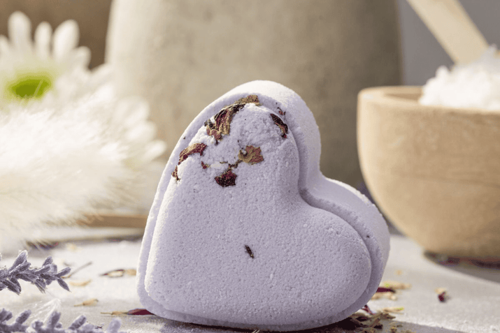 One year - SUBSCRIPTION BOXES for NEW MOM and BABY - Will be shipped every 3 months - The Little Big Store