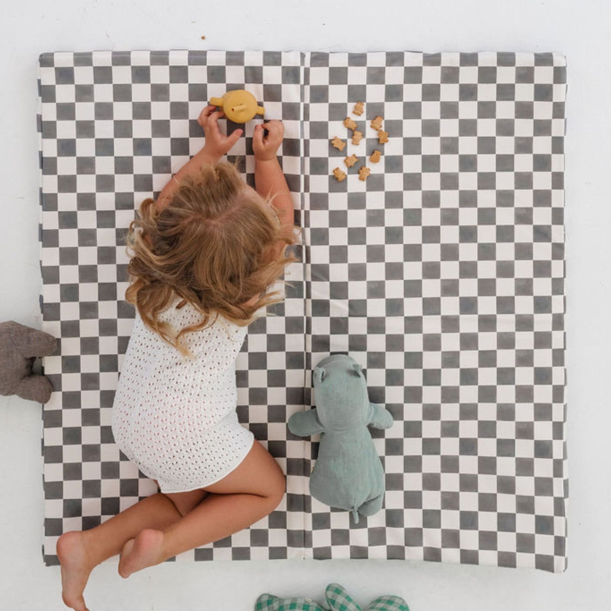 Checker Pepper Vegan Leather Mat - The Little Big Store