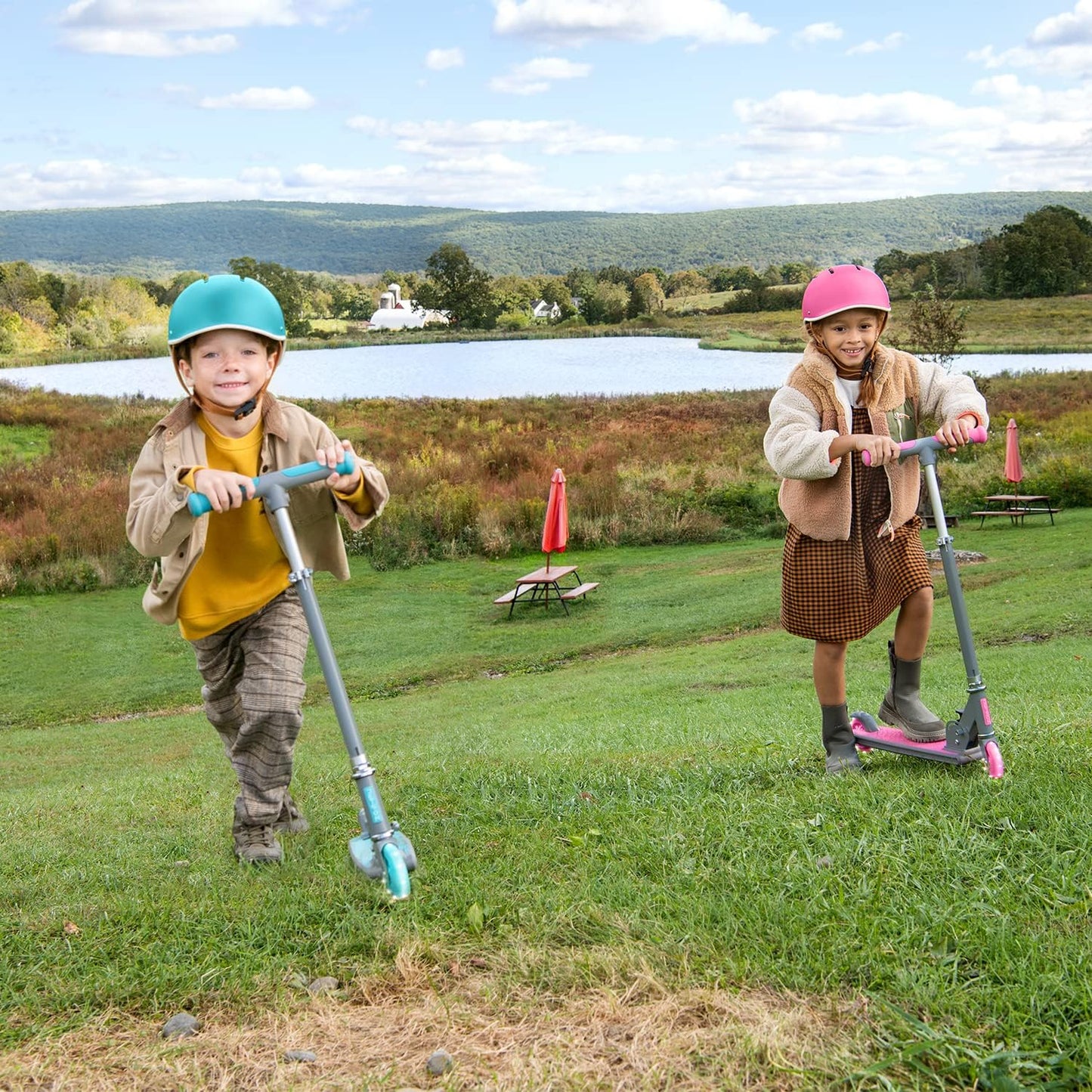 Leo Folding Kick Scooter - Vibrant Pink with Light-Up Wheels, Adjustable Handlebar & Easy Folding Design for Kids 5+