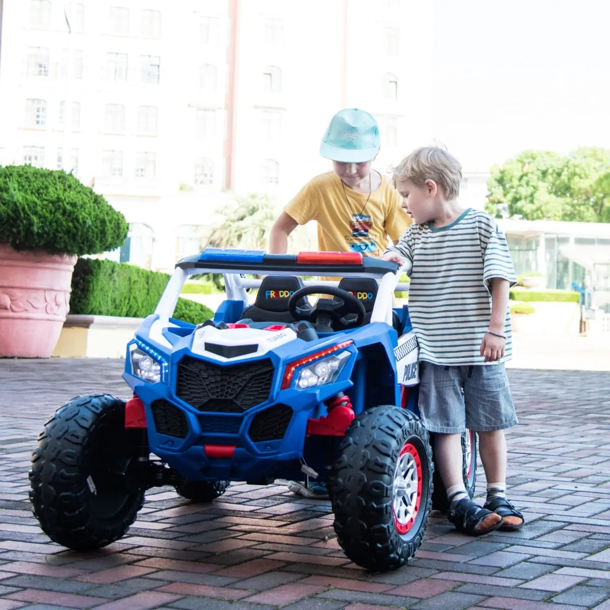 🚓 StormGuard™ 24V Freddo Police UTV – 2-Seater Adventure Ride