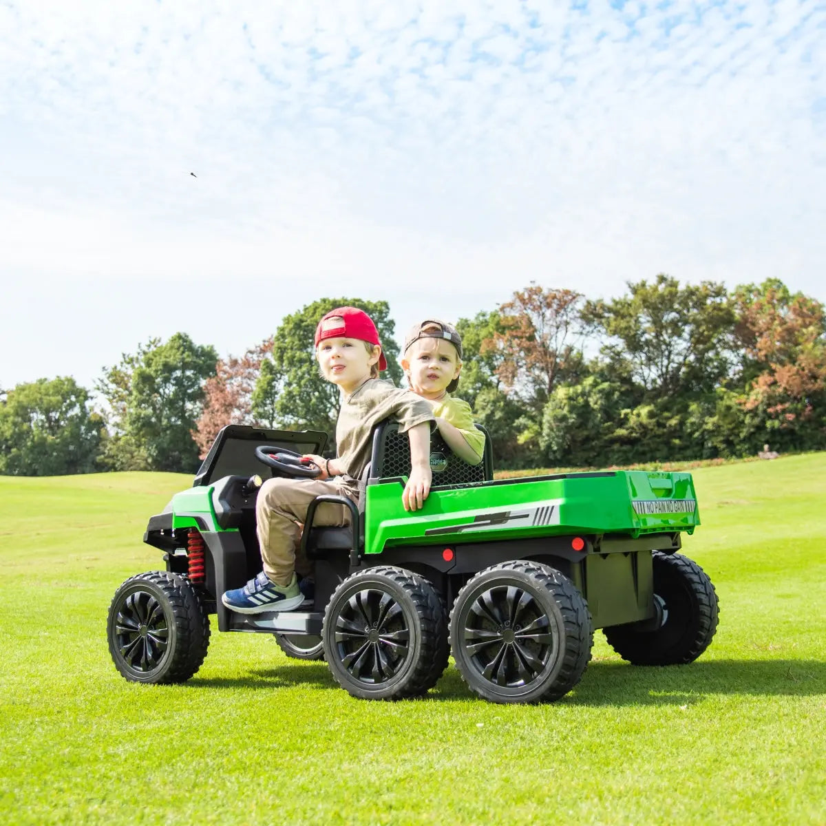 🚜 Freddo Titan™ 24V 6-Wheeler Tractor Trailer – 2-Seater Ride-On with Dump Cart & Parental Remote