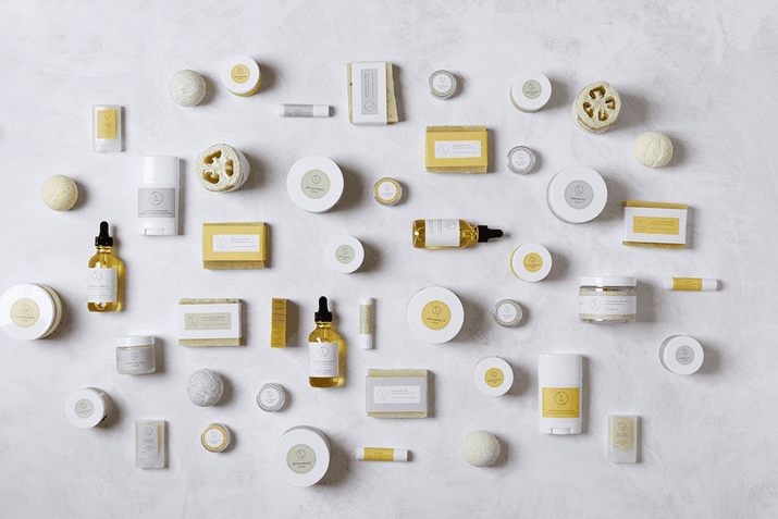 One year of self-care SUBSCRIPTION BOXES for WOMEN - Will be shipped every 3 months - The Little Big Store