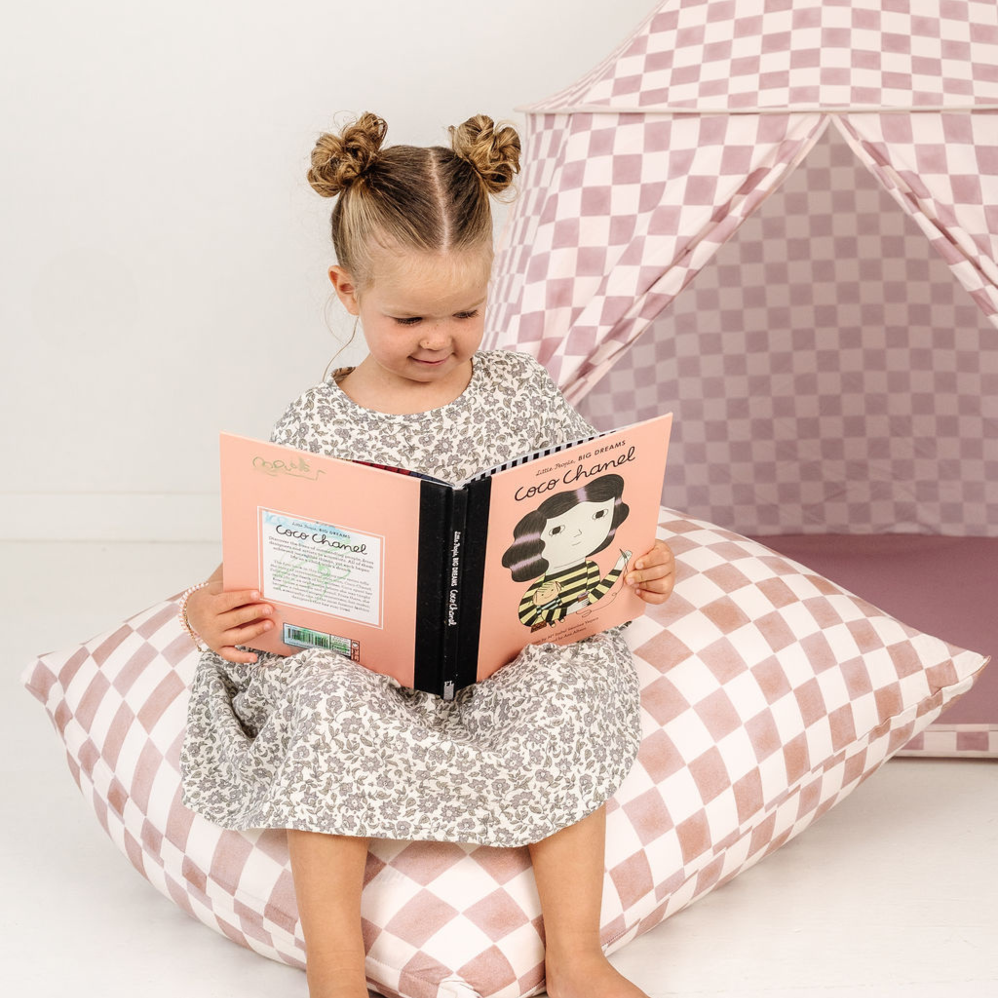 Checker Gumdrop Play Tent - The Little Big Store