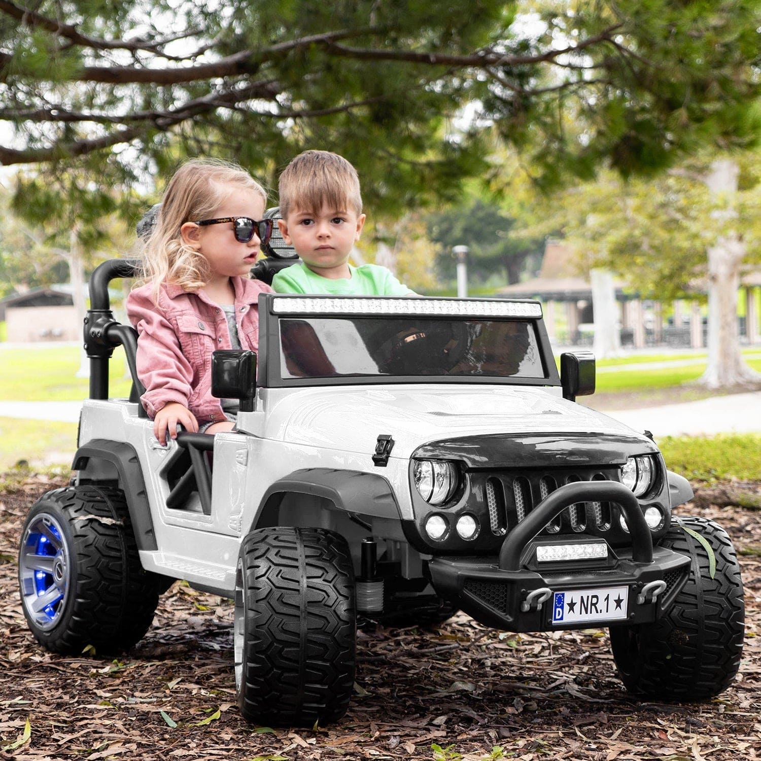 Trail Explorer 24V Kids Ride-On Car Truck with R/C Parental Remote | White - The Little Big Store
