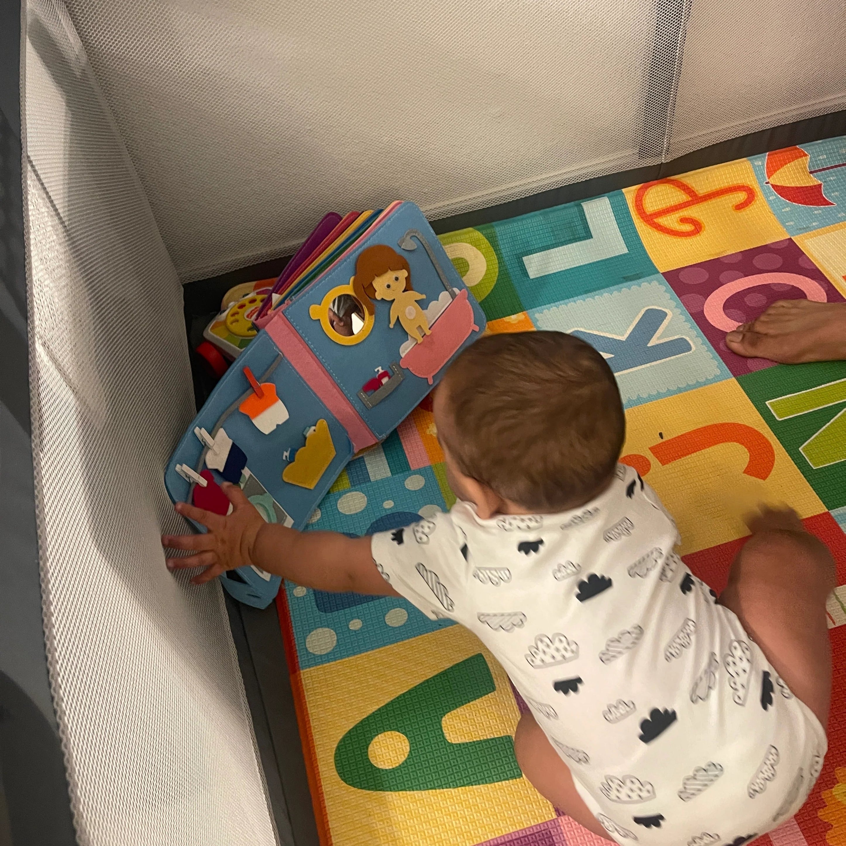 Montessori Story Sensory Book - The Little Big Store