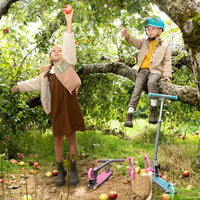 Leo Folding Kick Scooter - Vibrant Pink with Light-Up Wheels, Adjustable Handlebar & Easy Folding Design for Kids 5+