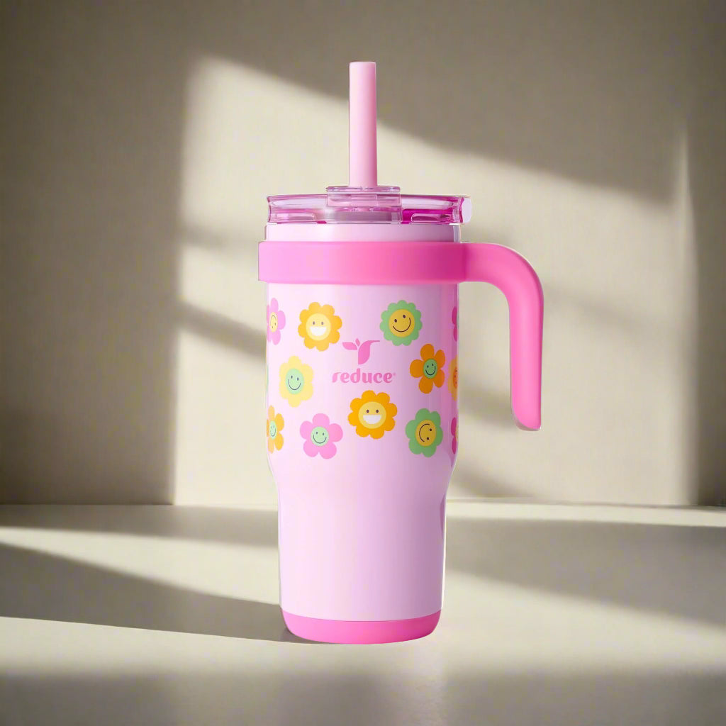 Coldee Kids 18oz tumbler with handle and spill-proof straw, insulated cup for children’s drinks on white background