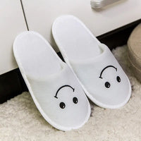 SafeSteps™ 🦶✨ – Non-Slip Disposable Slippers for Kids