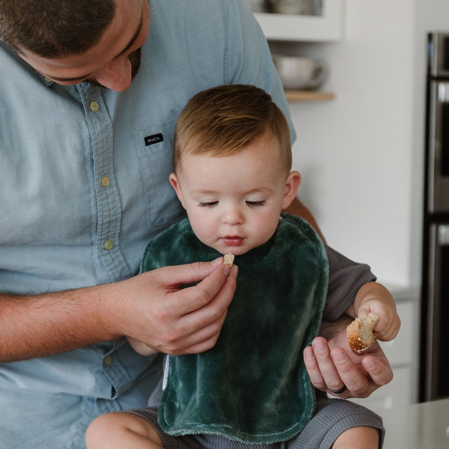 SnuggleSoft™ Minky Baby Bibs 3-Pack – Ultra-Soft, Absorbent & Stylish!