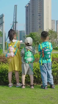 Splash Safari Backpack Water Gun: Cartoon Animal-themed Water Blasters for Kids' Summer Water Battles