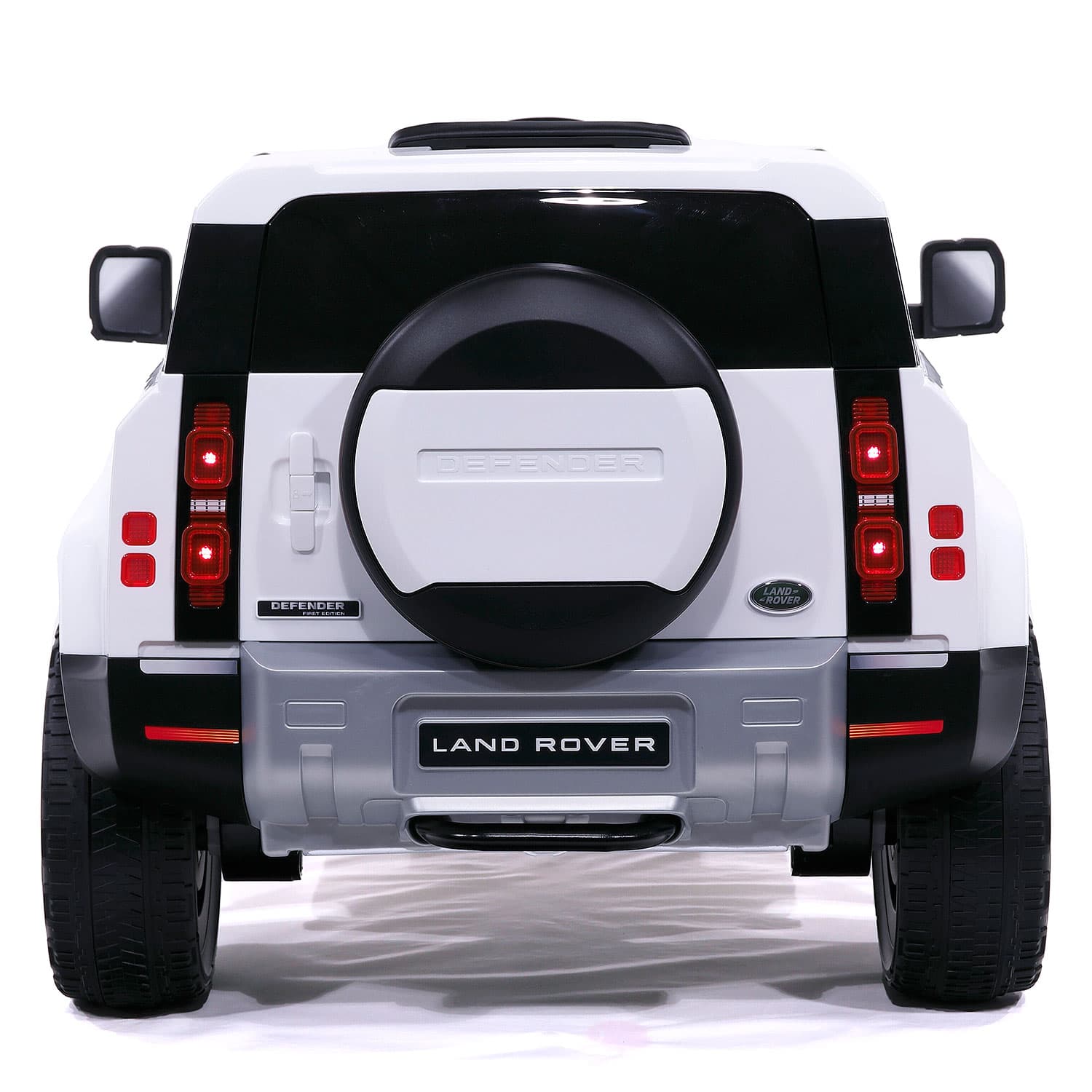 Land Rover Defender 12V Kids Ride-On Car with R/C Parental Remote | White - The Little Big Store