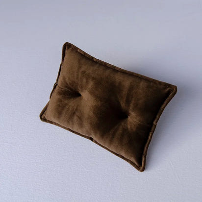 Velvet Dreams: Mini Baby Pillow Mat for Newborn Photography 🌟📸👶 - The Little Big Store