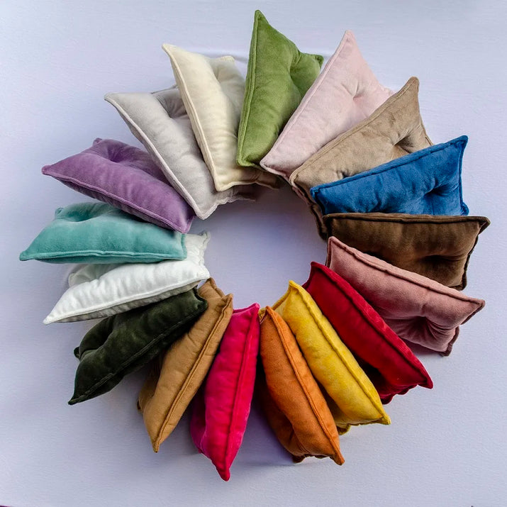 Velvet Dreams: Mini Baby Pillow Mat for Newborn Photography 🌟📸👶 - The Little Big Store