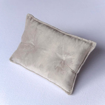 Velvet Dreams: Mini Baby Pillow Mat for Newborn Photography 🌟📸👶 - The Little Big Store