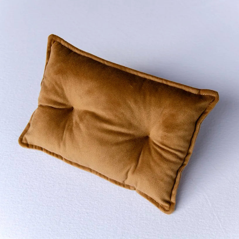 Velvet Dreams: Mini Baby Pillow Mat for Newborn Photography 🌟📸👶 - The Little Big Store