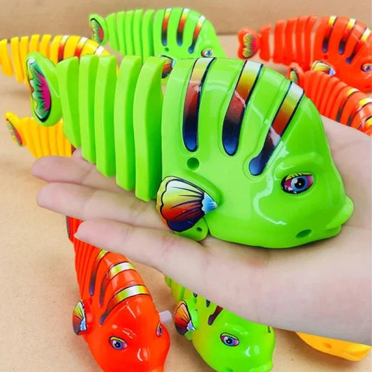 Swimming Fun Fish Toy: Cartoon Wind-Up Wiggle Fish - A Splash of Entertainment for Kids!