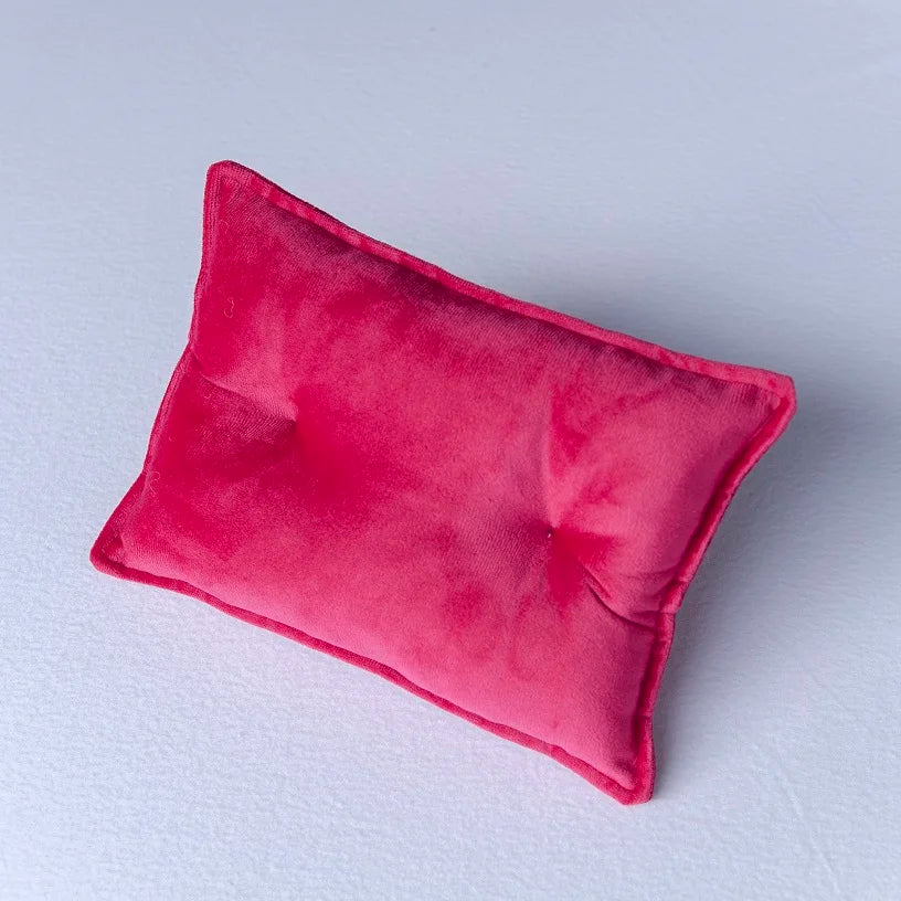 Velvet Dreams: Mini Baby Pillow Mat for Newborn Photography 🌟📸👶 - The Little Big Store