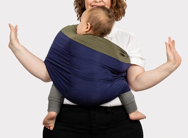 CuddleClose: Your Baby's Secure Sling Companion