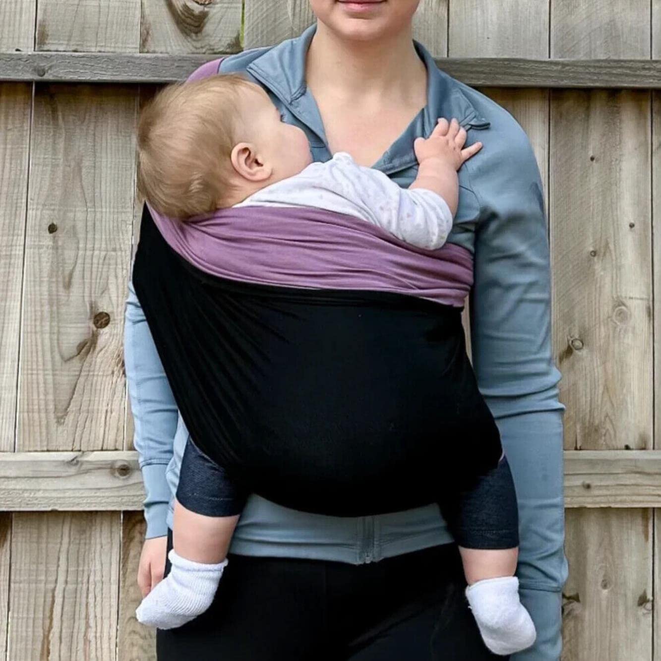 CuddleClose: Your Baby's Secure Sling Companion
