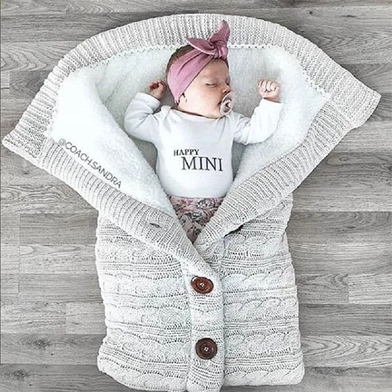 Cuddly Comfort: Winter Warmth for Your Newborn in our Cozy Sleeping Bag! - The Little Big Store