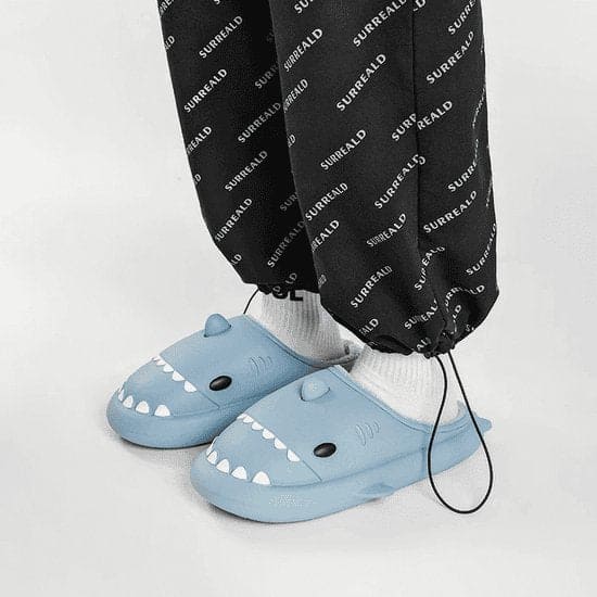 🦈✨ SharkSnugs™ Cozy Slides – Sink into Comfort, One Step at a Time! 👣💙