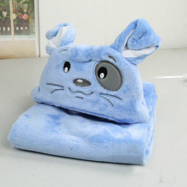 🛁 Snuggle Up in Cozy Comfort: Baby's Hooded Bath Towel 🐣🧼